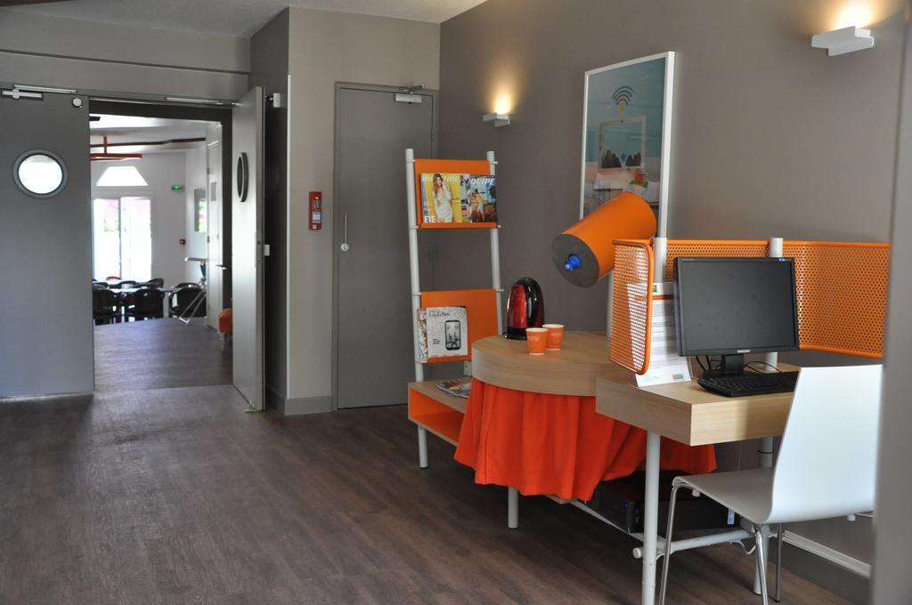 Ibis Styles Gien Hotel Exterior photo