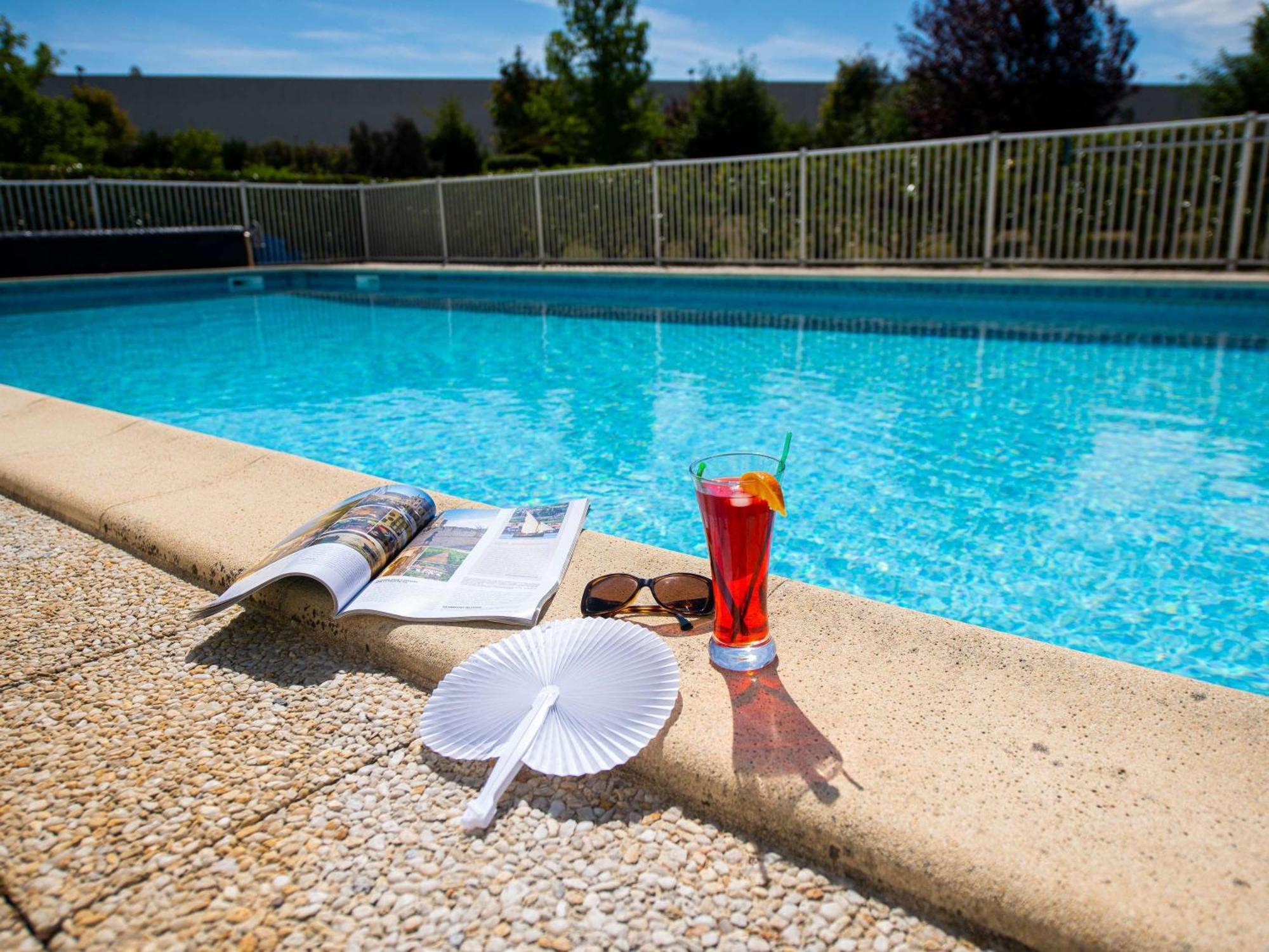 Ibis Styles Gien Hotel Exterior photo